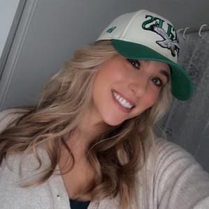 Meet your Posher, Mikaela